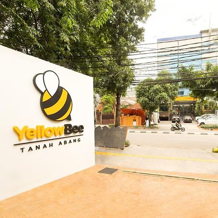 Yellow Bee Tanah Abang Otel Cakarta Dış mekan fotoğraf